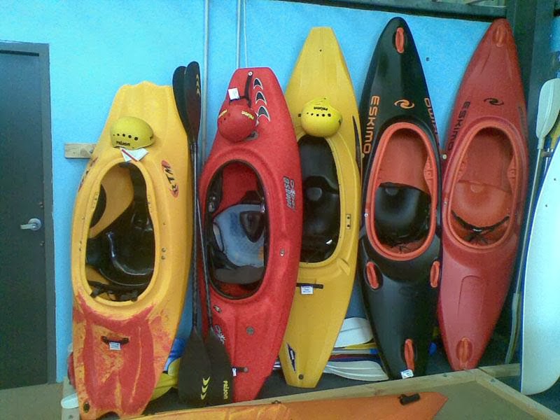 Kayak Factory Direct | 1/3A Racecourse Rd, West Gosford NSW 2250, Australia | Phone: (02) 8006 4786