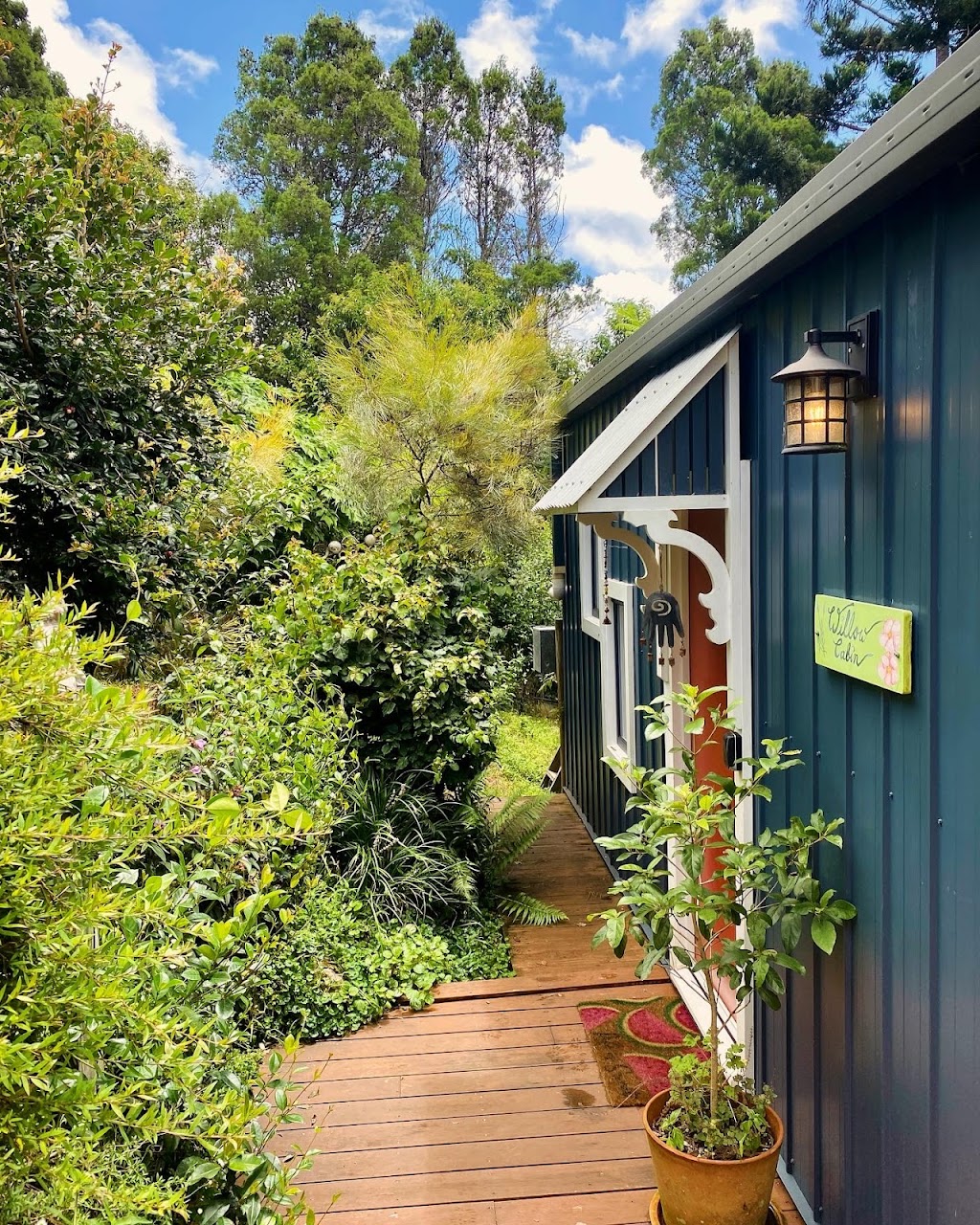 Willow Cabin | 8 Willow Ct, Beechmont QLD 4211, Australia | Phone: 0417 282 857
