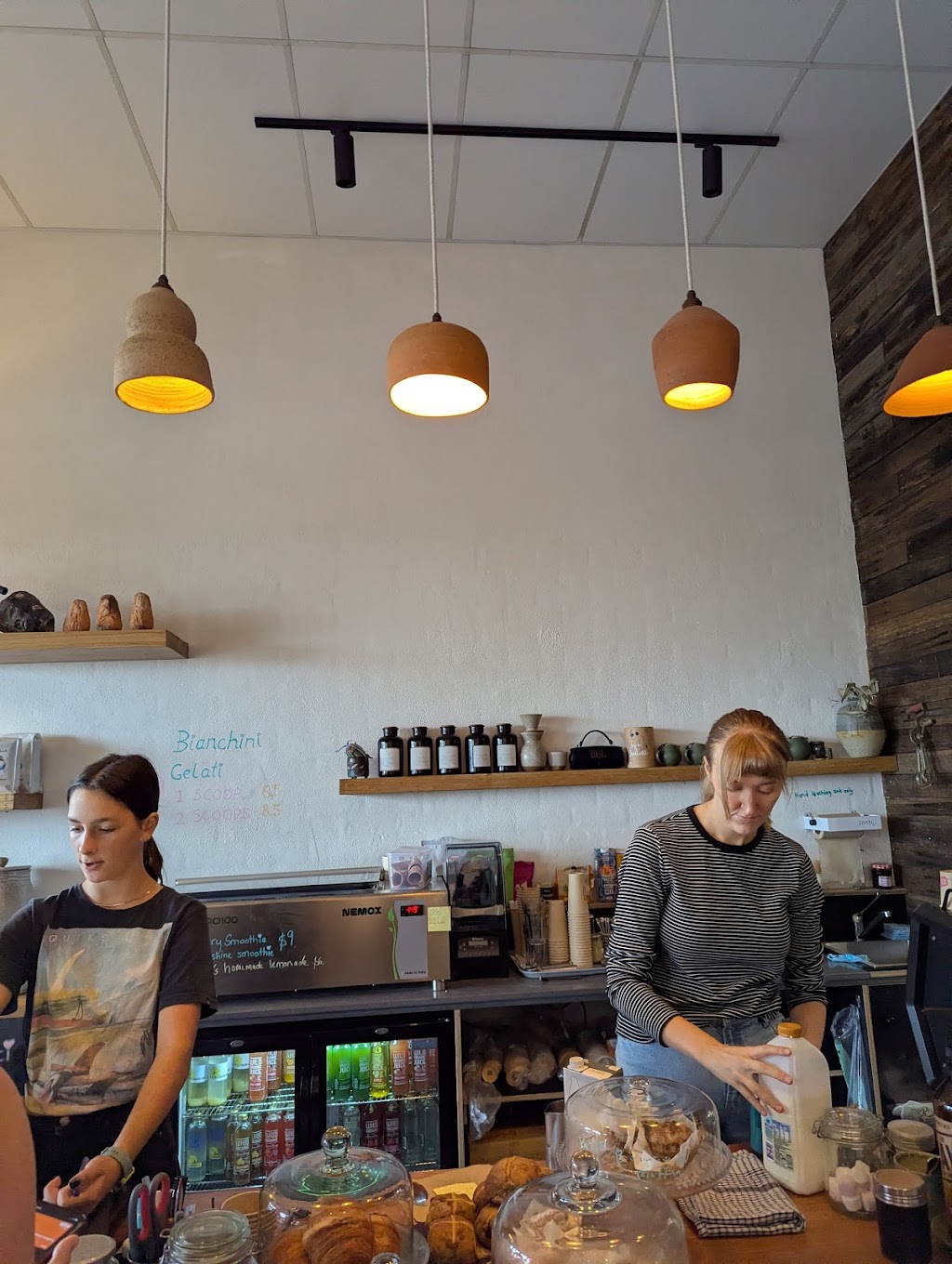 Fired And Ground | 13 Tura Beach Dr, Tura Beach NSW 2548, Australia | Phone: 0493 009 731