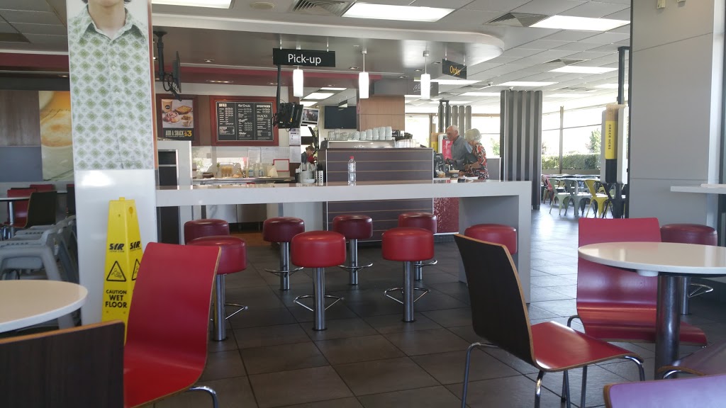 McDonalds East Victoria Park | meal takeaway | 1035 Albany Highway, cnr Alday St, East Victoria Park WA 6102, Australia | 0894701205 OR +61 8 9470 1205