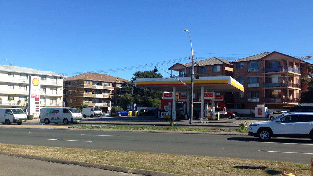 Coles Express | gas station | 2-6 General Holmes Dr, Brighton-Le-Sands NSW 2216, Australia | 0295673359 OR +61 2 9567 3359