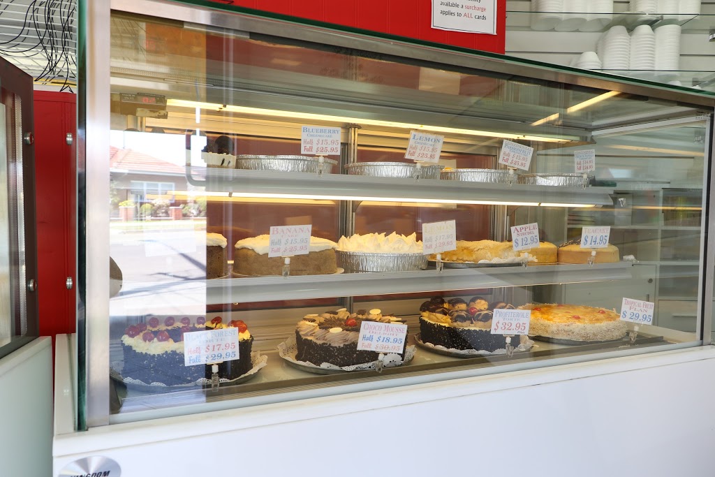 Cheesecake World | bakery | 370 Kingsgrove Rd, Kingsgrove NSW 2208, Australia | 0295545080 OR +61 2 9554 5080