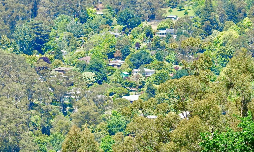 O’Shannassy Aqueduct Trail | park | Dee Rd, Millgrove VIC 3799, Australia | 131963 OR +61 131963