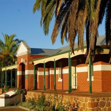 Nelsons Of Bridgetown Motel and Function Centre | lodging | 38 Hampton St, Bridgetown WA 6255, Australia | 0897611641 OR +61 8 9761 1641