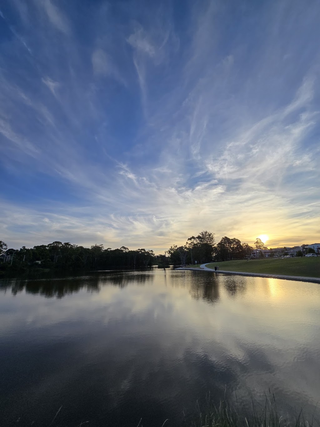 Lake Thompson | Poulton Tce, Campbelltown NSW 2560, Australia | Phone: (02) 4645 4000