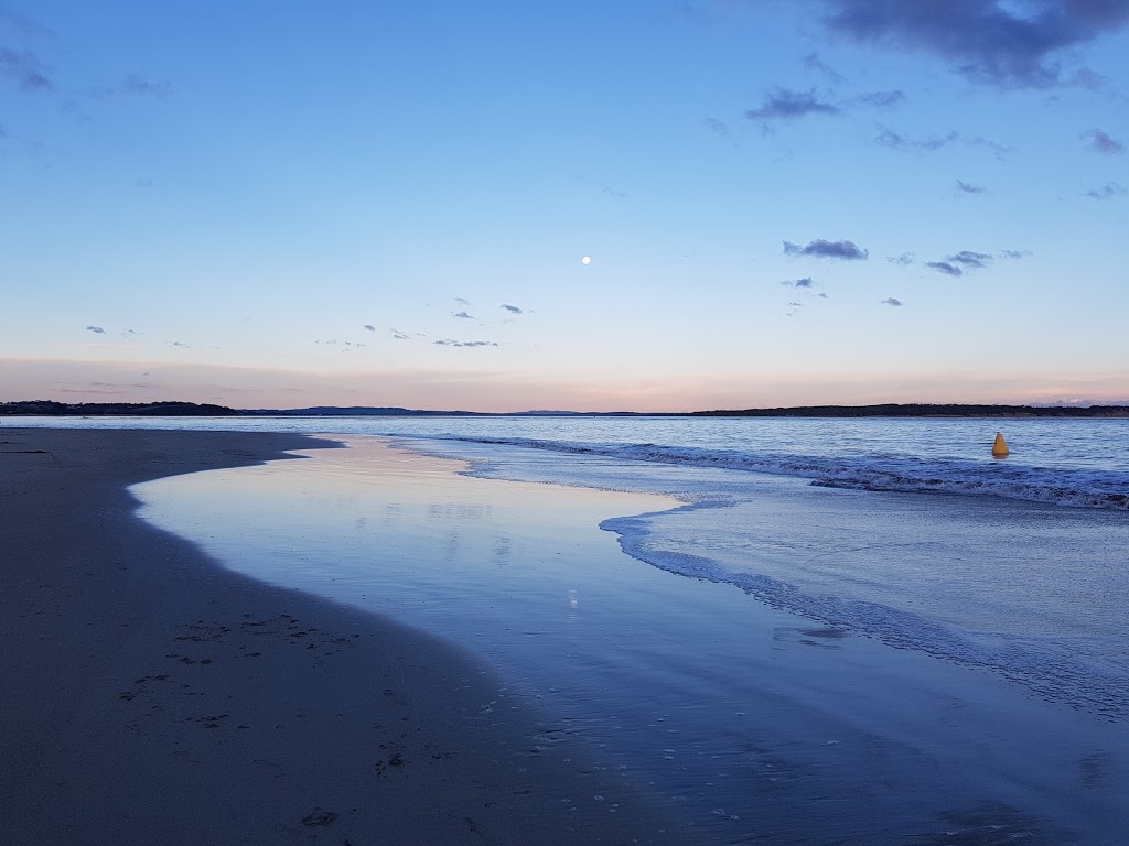 Hang Out Beacheach | parking | Victoria, Australia