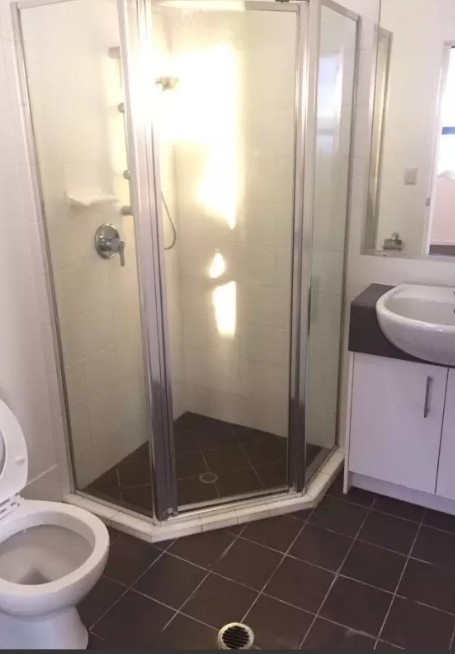 BOND CLEAN QLD | 32 Bywater St, Hillcrest QLD 4118, Australia | Phone: 0418 479 222