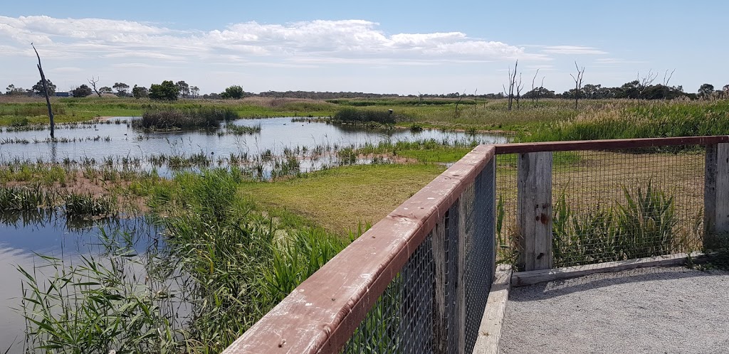 Braeside Park, Wetlands Viewing Platform | Braeside VIC 3195, Australia | Phone: 13 19 63