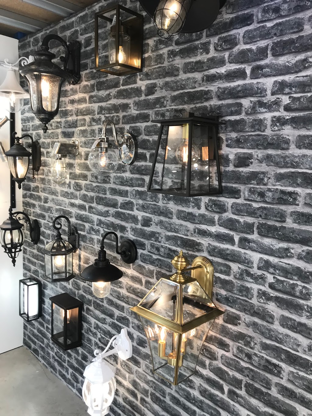 The Lighting Outlet | home goods store | Unit 1/153 Beauchamp Rd, Matraville NSW 2036, Australia | 0296663838 OR +61 2 9666 3838