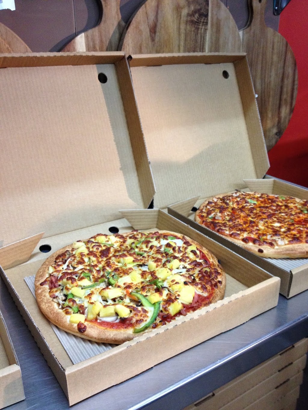 Flames Pizza - St Kilda | restaurant | 131 Grey St, St Kilda VIC 3182, Australia | 0395938337 OR +61 3 9593 8337