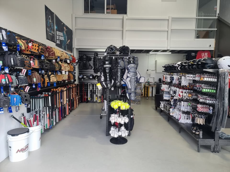 Base 2 Base Sports | unit 6/8 Pinter Dr, Southport QLD 4215, Australia | Phone: 0421 351 325