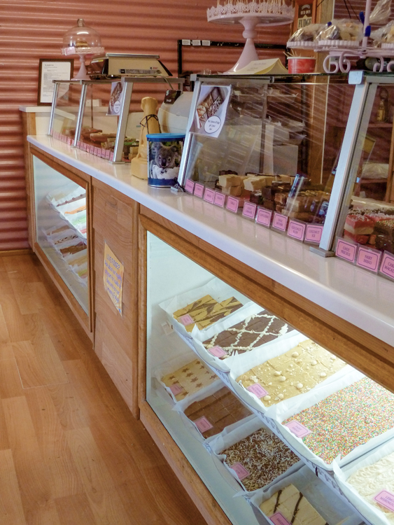 The Fudge Cottage | store | 9/73 Frizzo Rd, Palmview QLD 4553, Australia | 0754945844 OR +61 7 5494 5844