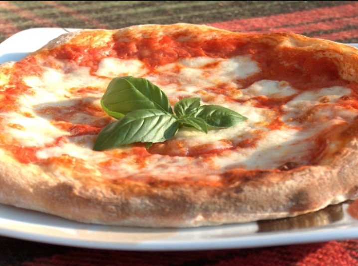 Pier Front Pizzeria | restaurant | 98 Newcombe St, Portarlington VIC 3223, Australia | 0352591579 OR +61 3 5259 1579