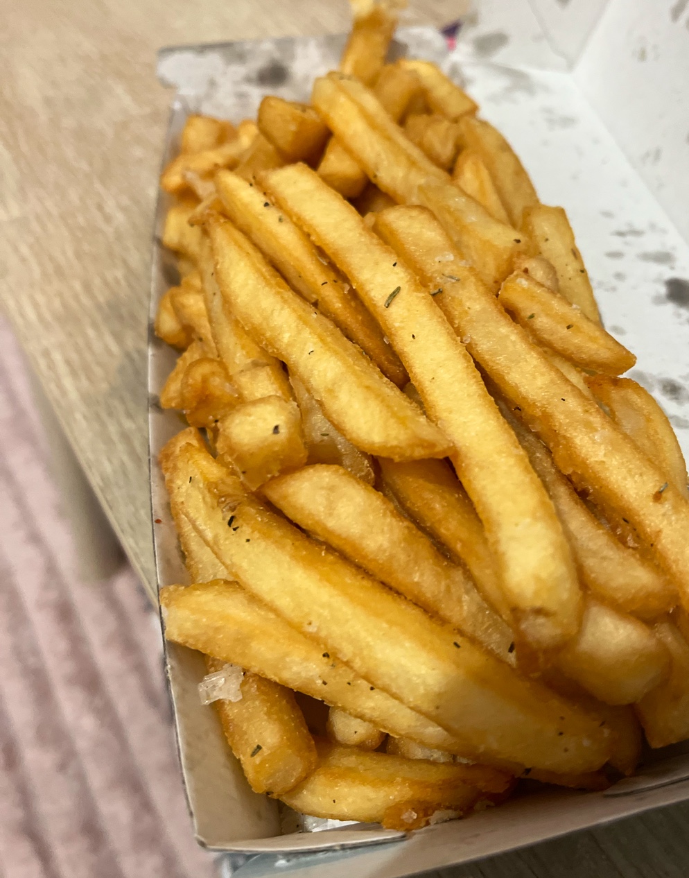 Burger Road Mernda | Shop 9/180 Riverdale Bvd, Mernda VIC 3754, Australia | Phone: 0404 165 153