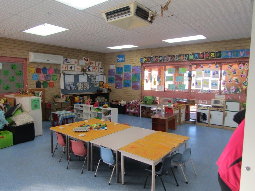 Harvey Community Play & Learning Centre |  | Tom Latch Drive, 67 Young St, Harvey WA 6220, Australia | 0897293777 OR +61 8 9729 3777