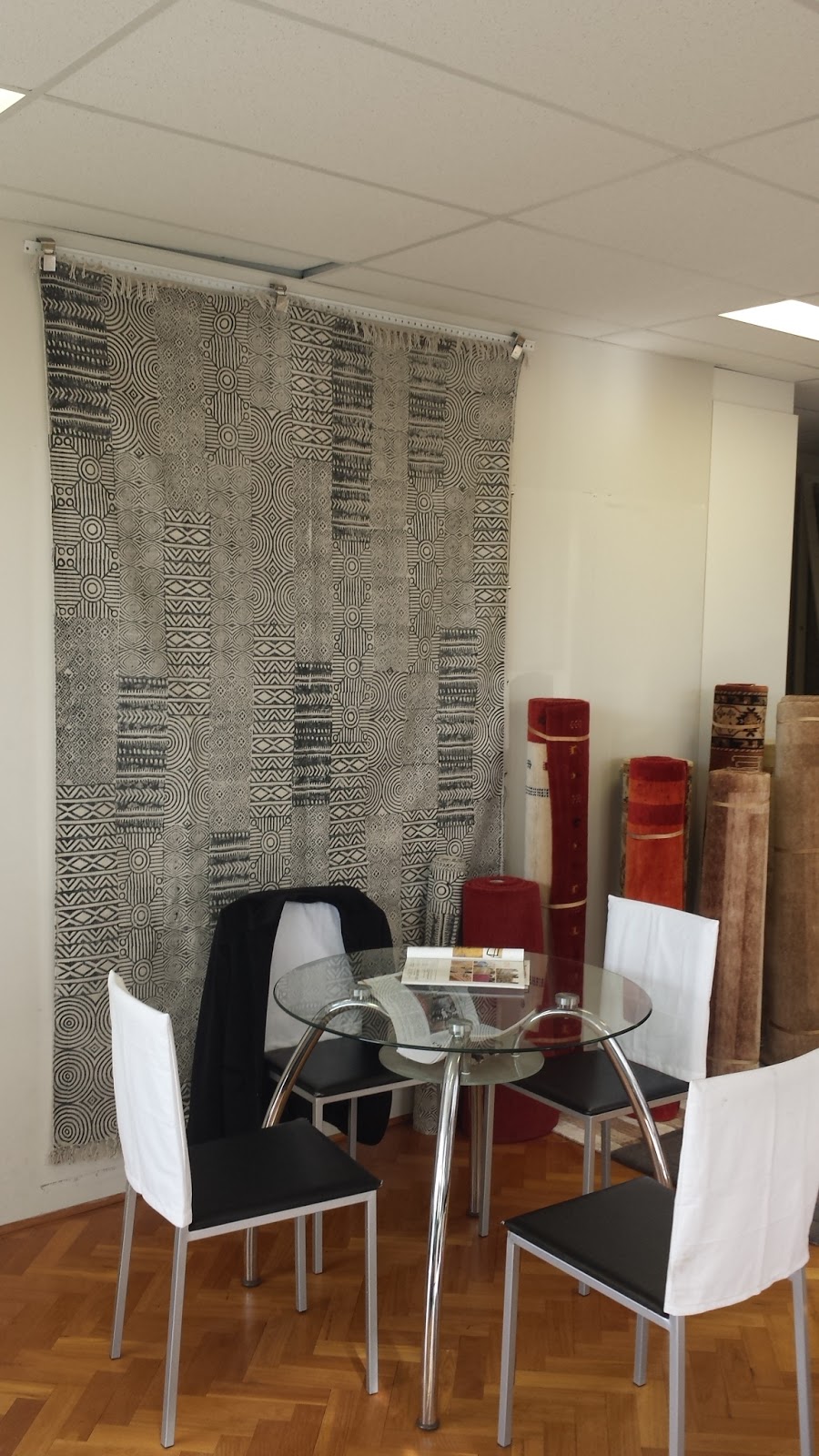 V W RUGS PTY LTD | 18/15-23 Kumulla Rd, Miranda NSW 2228, Australia | Phone: (02) 9531 0006