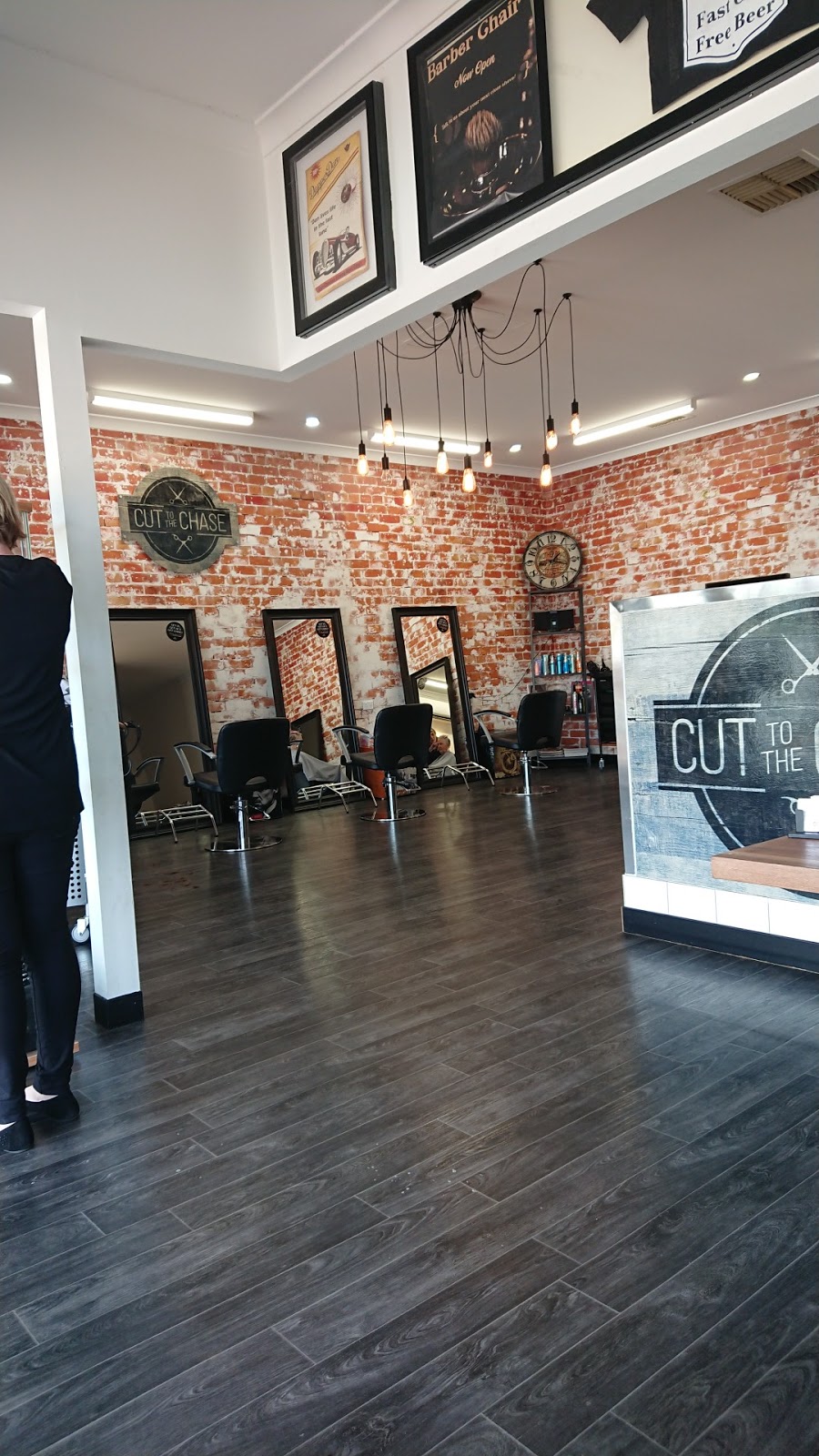Cut to the Chase | hair care | shop 1a/7075 Great Eastern Hwy, Mundaring WA 6073, Australia | 0892950808 OR +61 8 9295 0808