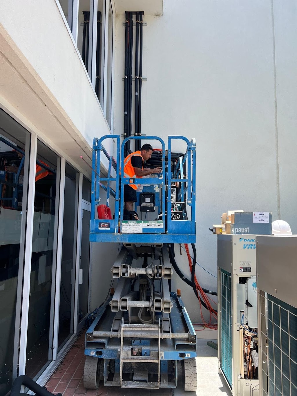 Stafford Brothers Air Conditioning Pty Ltd | Unit 3/62 Advantage Ave, Morisset NSW 2264, Australia | Phone: (02) 9000 1133