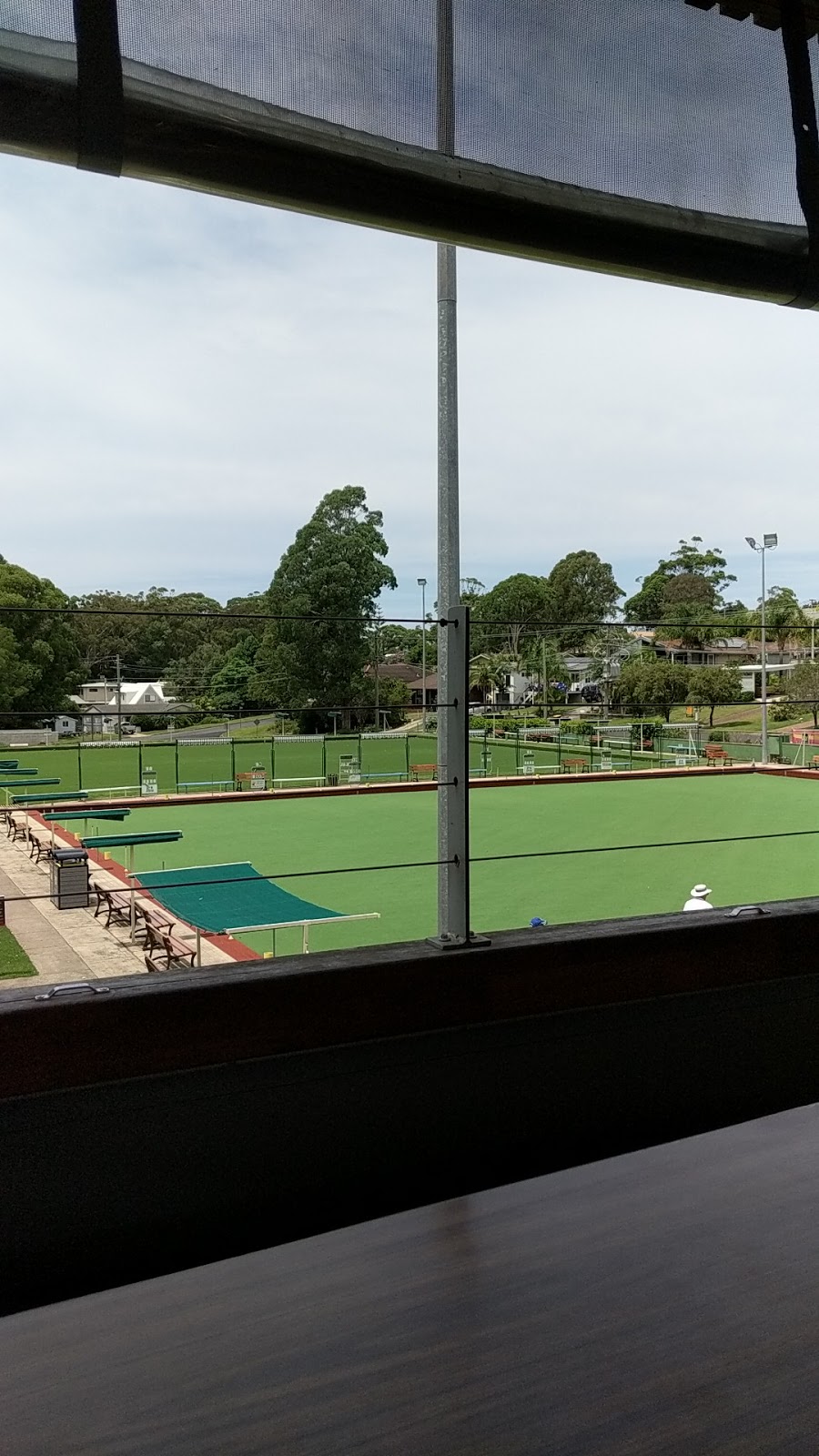 Mollymook Beach Bowling & Recreation Club | 60 Forest Way, Mollymook NSW 2539, Australia | Phone: (02) 4455 5222