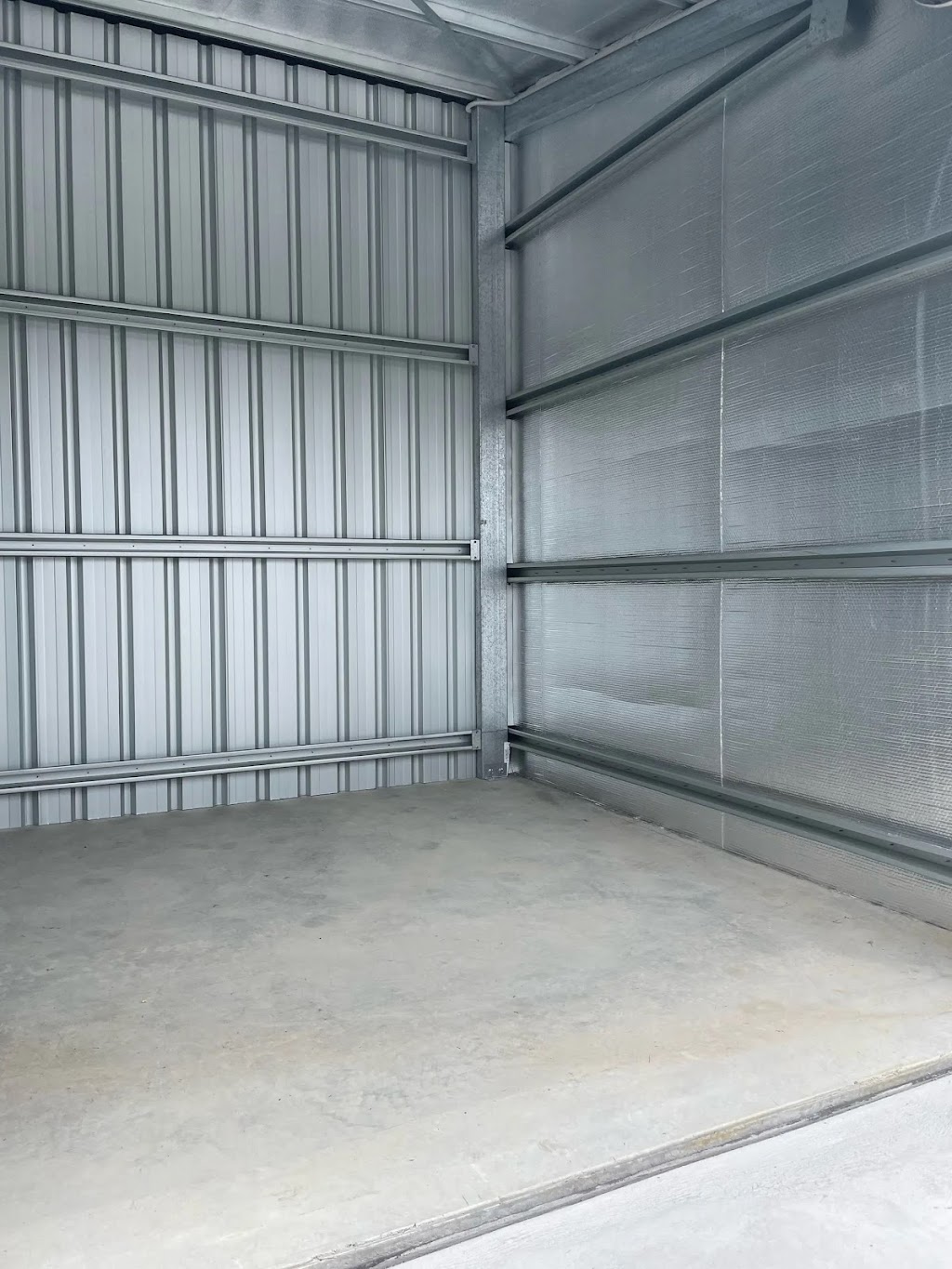 MV Self Storage | 17 Red Flds Rd, Moss Vale NSW 2577, Australia | Phone: (02) 4868 3344