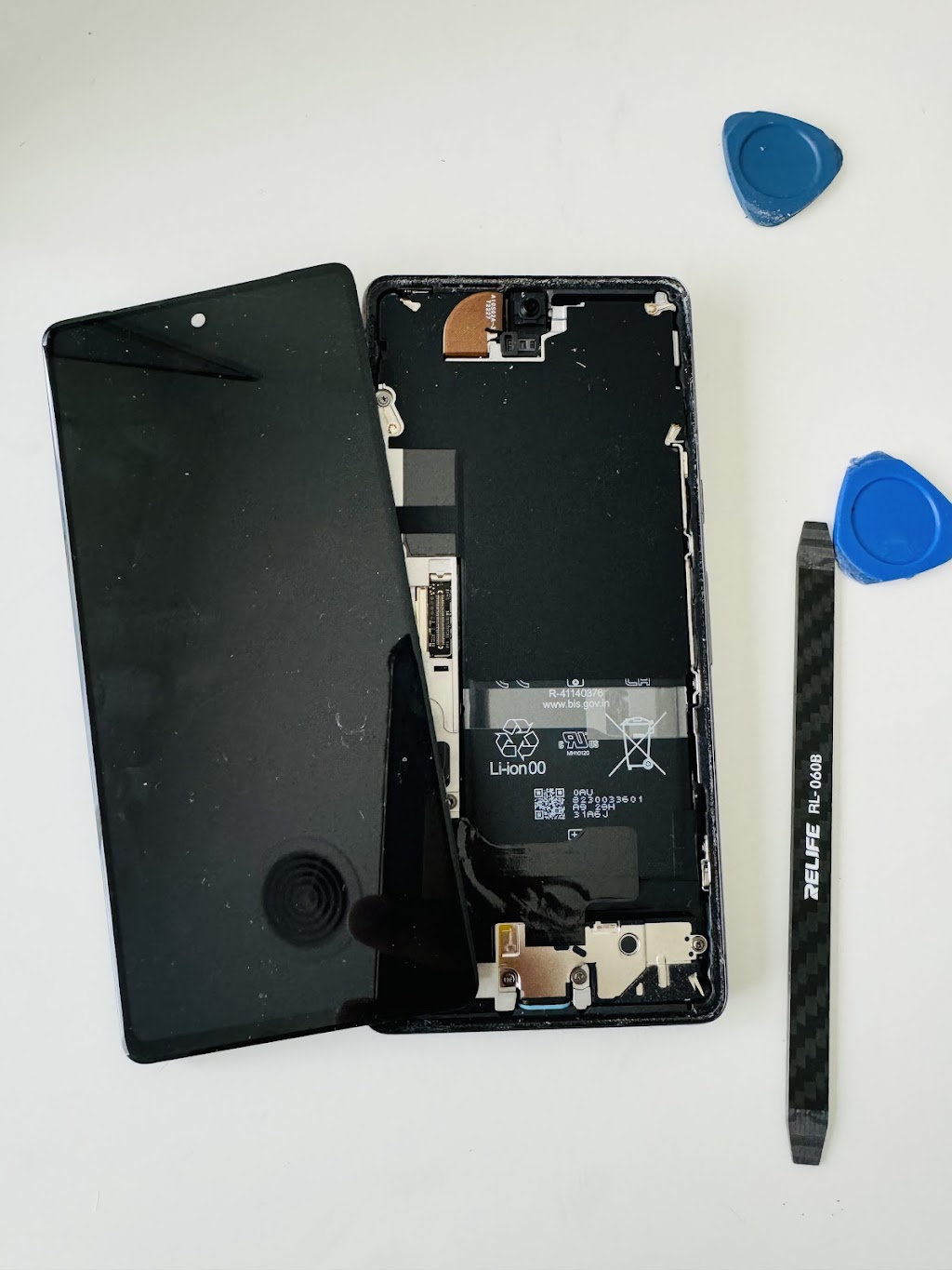 Werribee Phone Repair | 5 Azolla Ave, Werribee VIC 3030, Australia | Phone: 0433 765 612