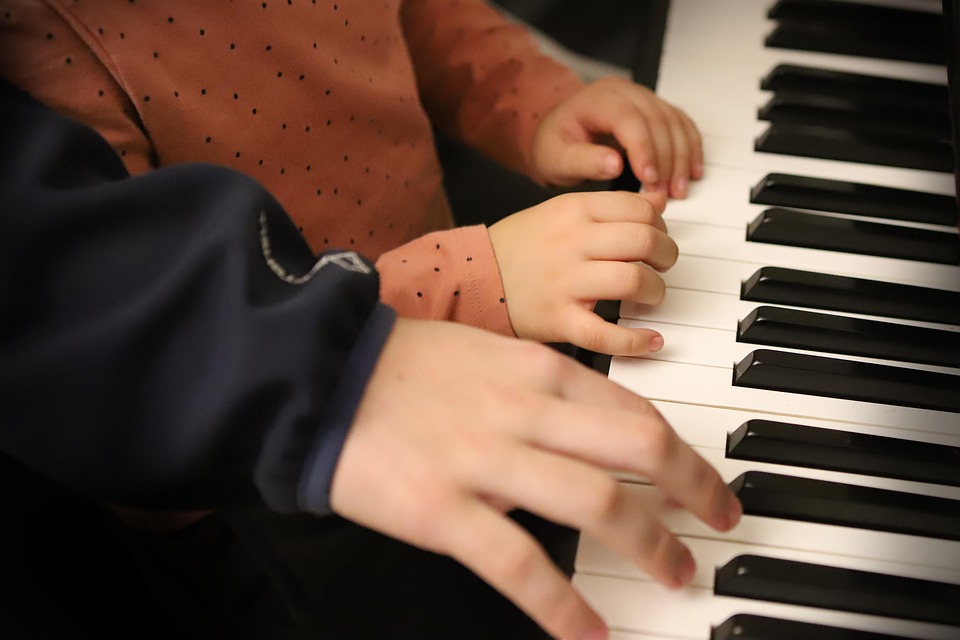 Piano lessons for kids | Bowen St, Narangba QLD 4504, Australia | Phone: 0425 432 976