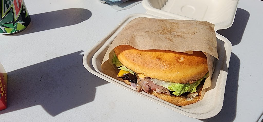 Top Bun Swan Hill | 298 Campbell St, Swan Hill VIC 3585, Australia | Phone: (03) 5032 4196