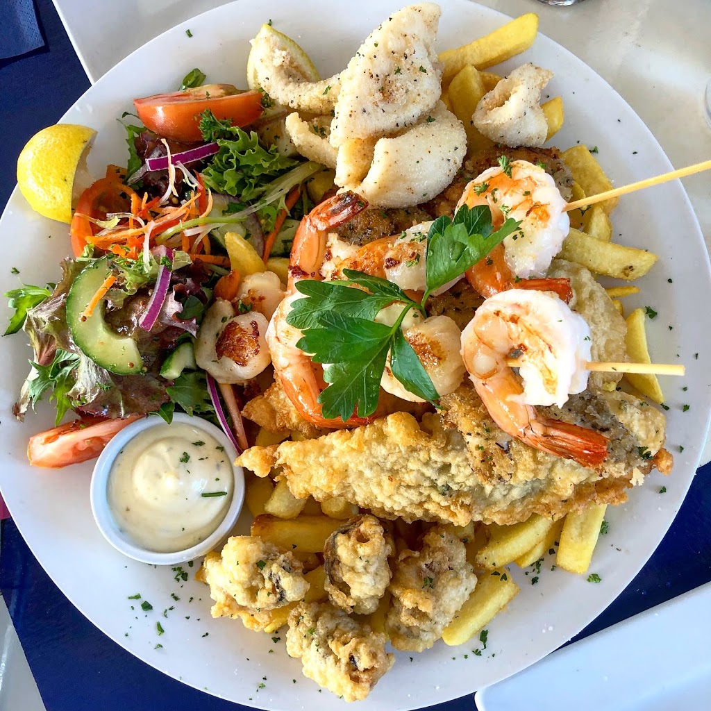The Geelong Boat House | cafe | Western Foreshore Rd, Geelong VIC 3220, Australia | 0352223642 OR +61 3 5222 3642