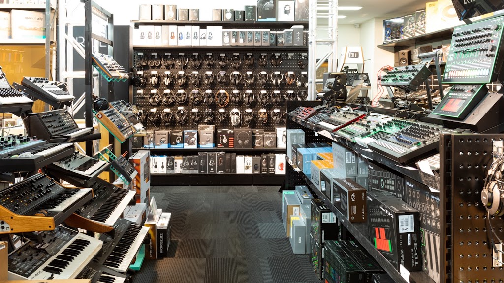 Mannys Melbourne | electronics store | 161-163 St Georges Rd, Fitzroy North VIC 3068, Australia | 0394868555 OR +61 3 9486 8555