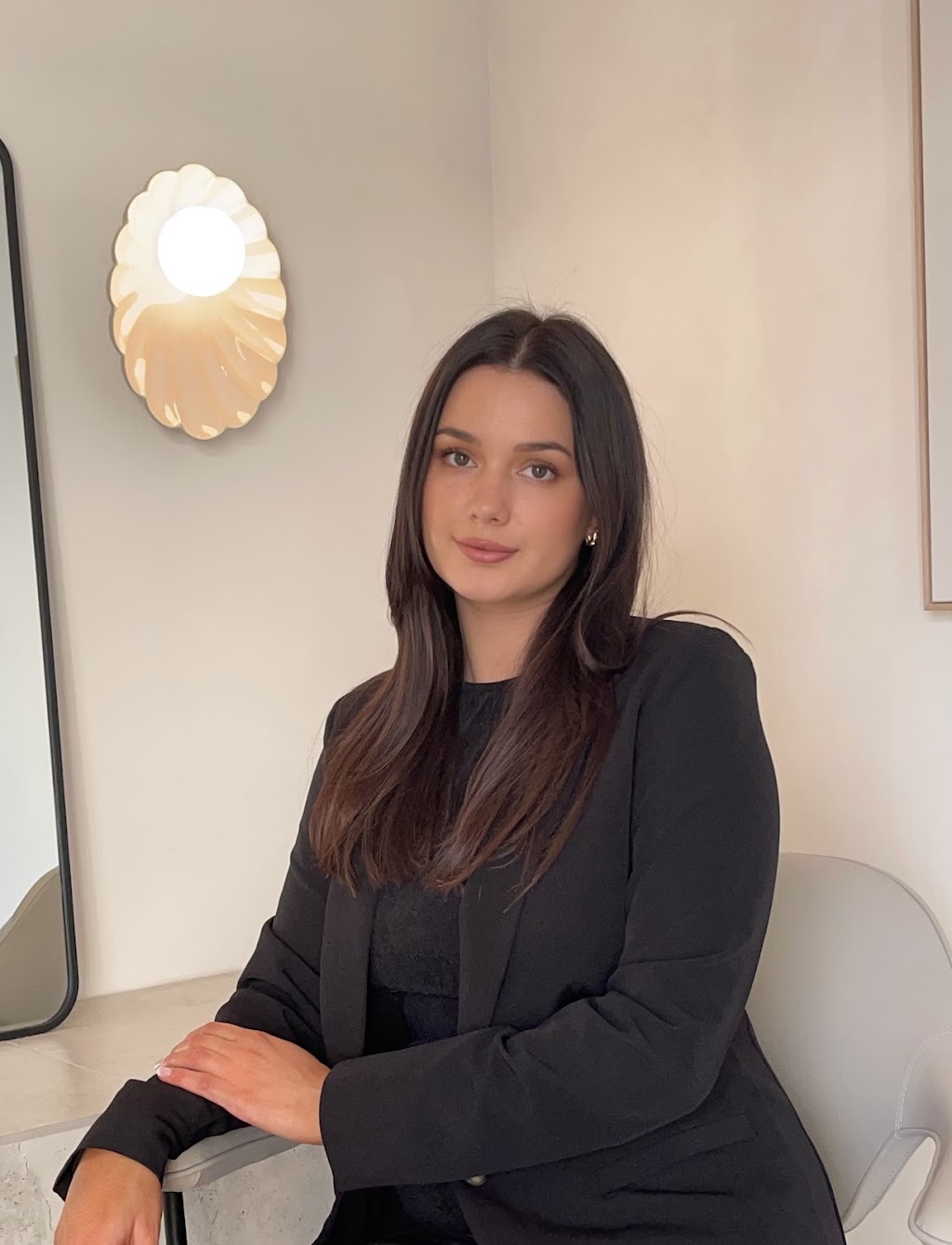 Jess Vassallo Hair | Singer St, Wynnum QLD 4178, Australia | Phone: 0434 242 883