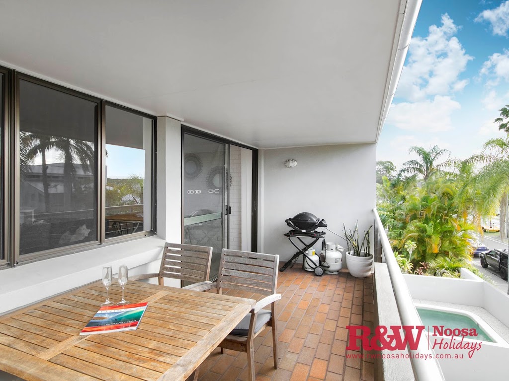 Soundhaven Apartment 3 - RW Noosa Holidays | 35 Noosa Parade, Noosa Heads QLD 4567, Australia | Phone: (07) 5448 0966