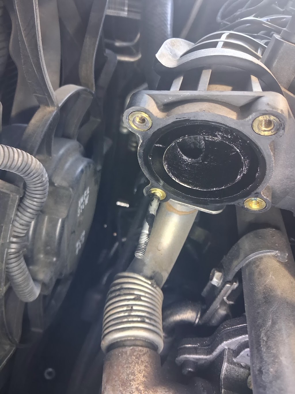 Mobile Mechanic at L&R | 10 Harmony Cct, Narangba QLD 4504, Australia | Phone: 0480 386 970