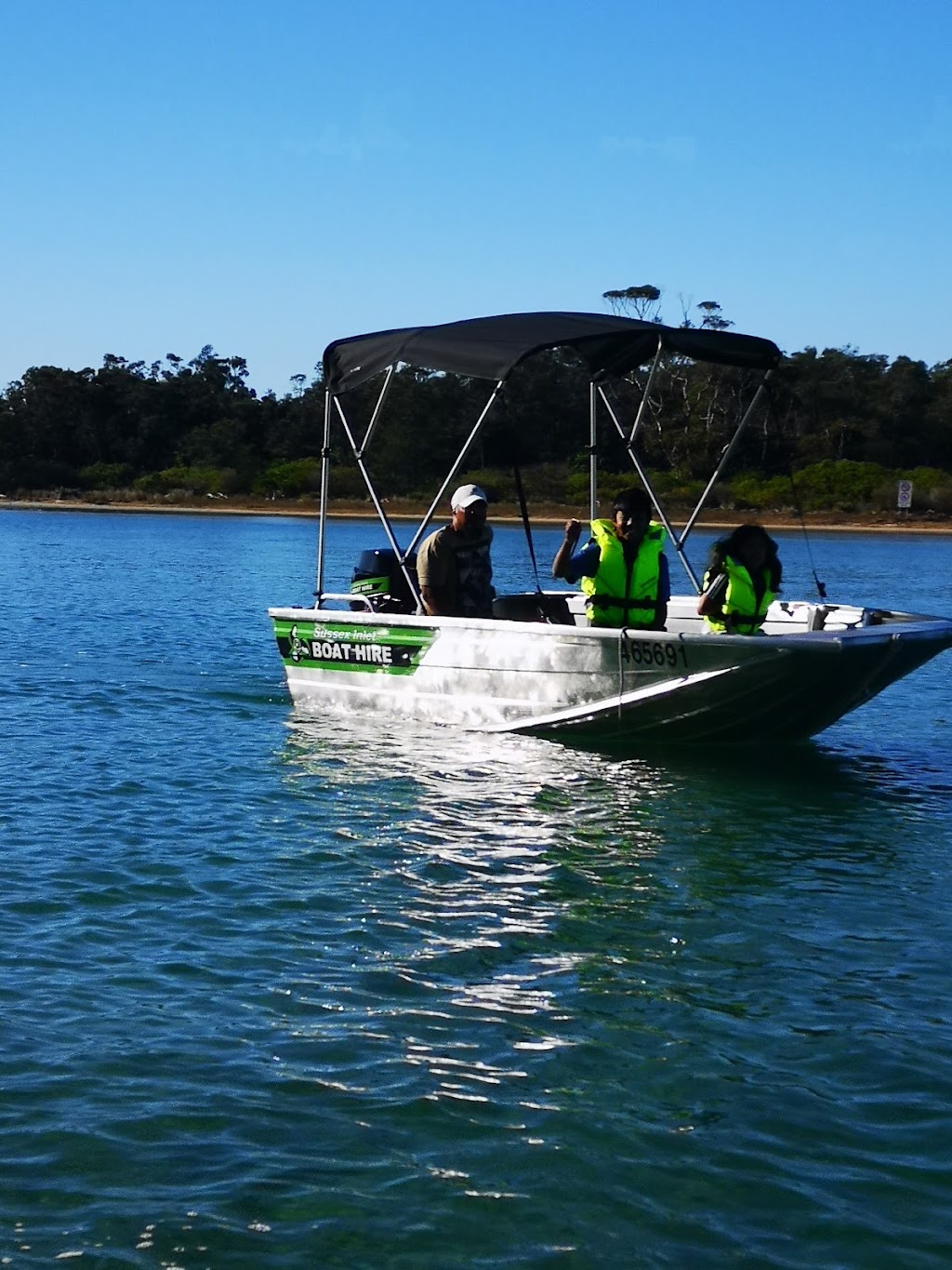 Sussex Inlet Boat Hire | 4 Flood Ave, Sussex Inlet NSW 2540, Australia | Phone: 0493 398 579