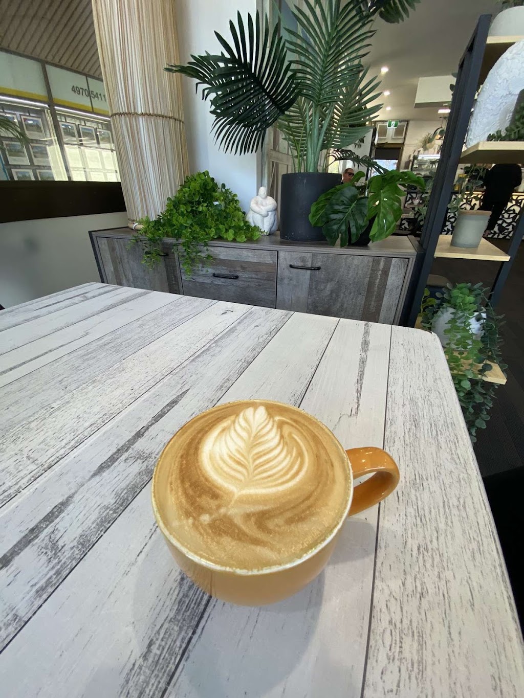 Palm Cove Cafe | Shop 5/103 Dora St, Morisset NSW 2264, Australia | Phone: 0412 479 923