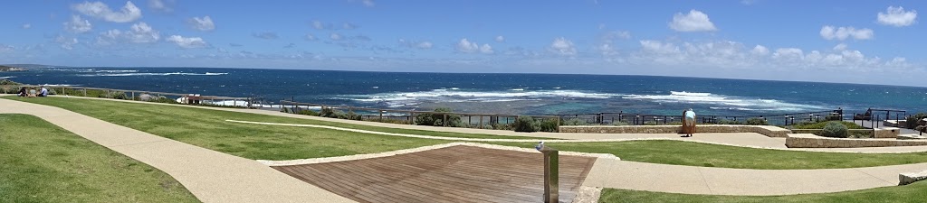 Prevelly Beach Surfspot | parking | Prevelly WA 6285, Australia