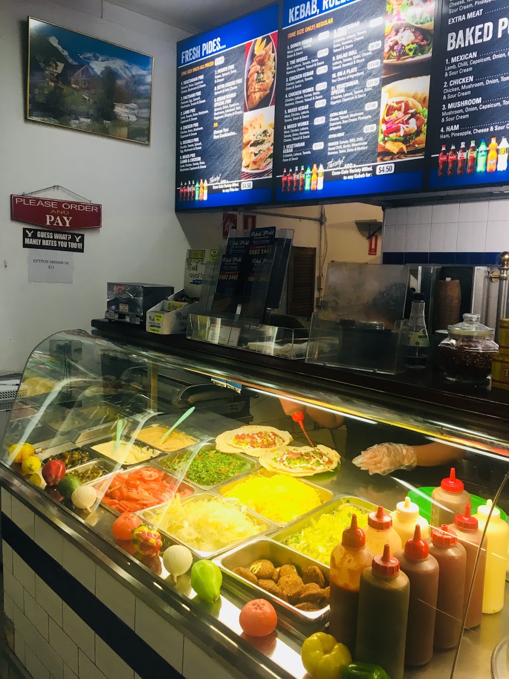 Kebab World | restaurant | 826 Pittwater Rd, Dee Why NSW 2099, Australia | 0299822443 OR +61 2 9982 2443