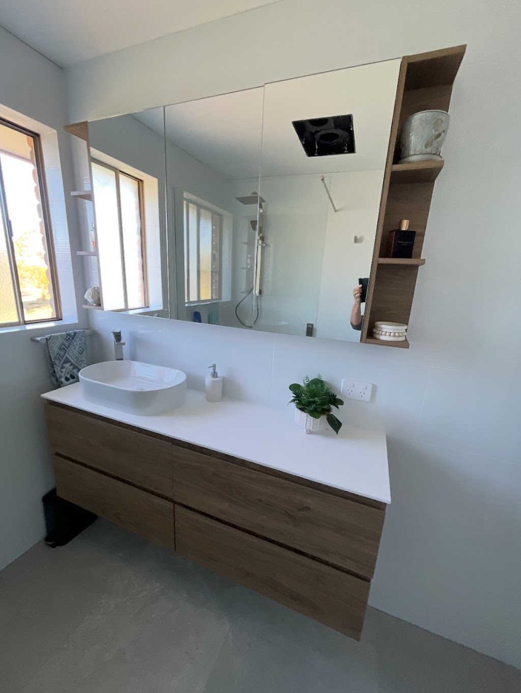 One Take Builders | 9 Cox Dr, Dennes Point TAS 7150, Australia | Phone: 0411 564 003