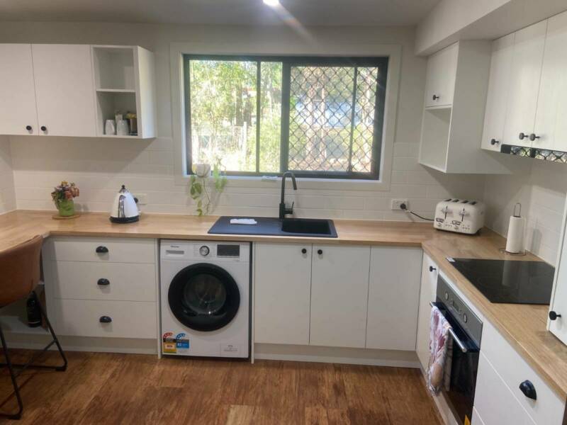 South East Cabinets | 264 Lavelle Dr, Logan Village QLD 4207, Australia | Phone: 0430 765 611