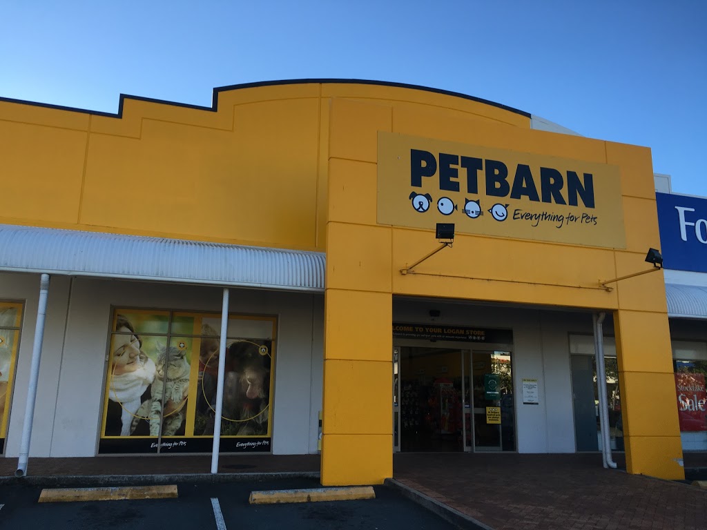 Petbarn Logan (Logan Hyperdome Home Centre) Opening Hours