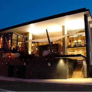 Mattara Hotel | restaurant | 333 Charlestown Rd, Charlestown NSW 2300, Australia | 0249433911 OR +61 2 4943 3911