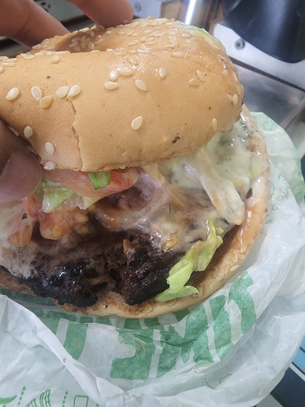 Hungry Jacks Lavington | 375 Wagga Rd, Albury NSW 2641, Australia | Phone: (02) 6025 9202