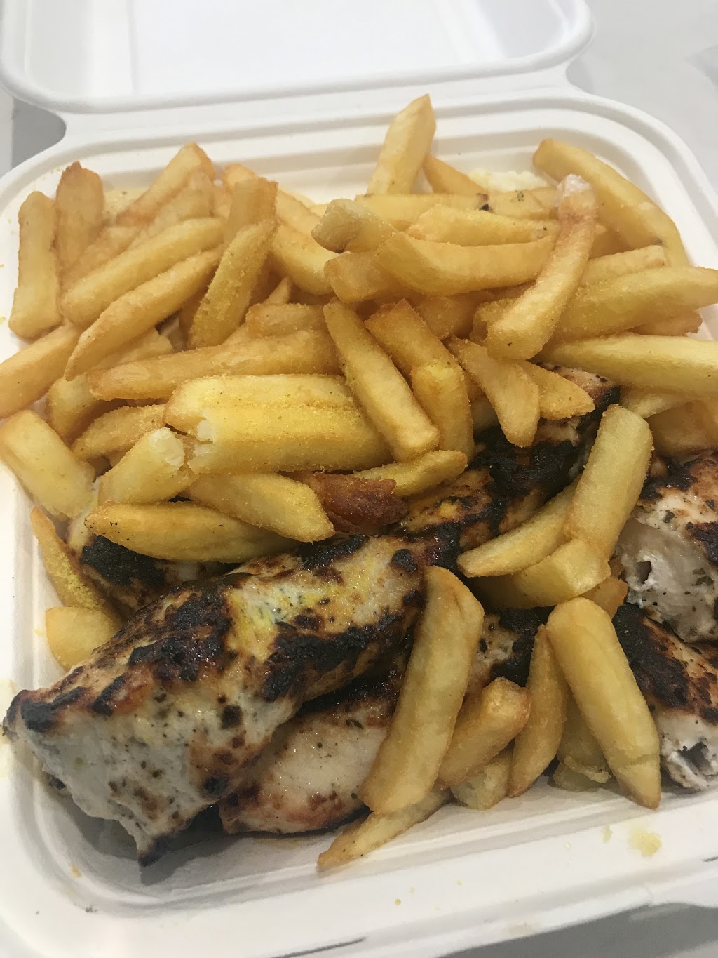 Paradise Charcoal Chicken | 2/3 Cleeve Cl, Mount Druitt NSW 2770, Australia | Phone: (02) 8678 6266