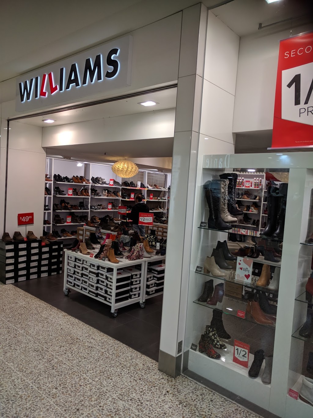 Williams | shoe store | Louis St SHOP 10 WESTFIELD SHOPPINGTOWN, Airport West VIC 3042, Australia | 0487878157 OR +61 487 878 157