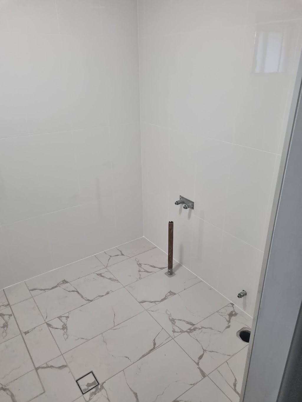 JLB Handyman | 12 Heather Ct, Woodford QLD 4514, Australia | Phone: 0434 558 998