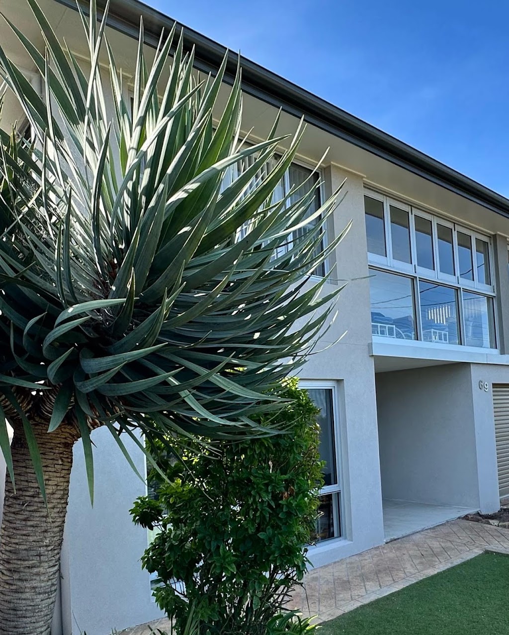 Hughes Building | 66 Terence Ave, Lake Munmorah NSW 2259, Australia | Phone: 0401 260 541