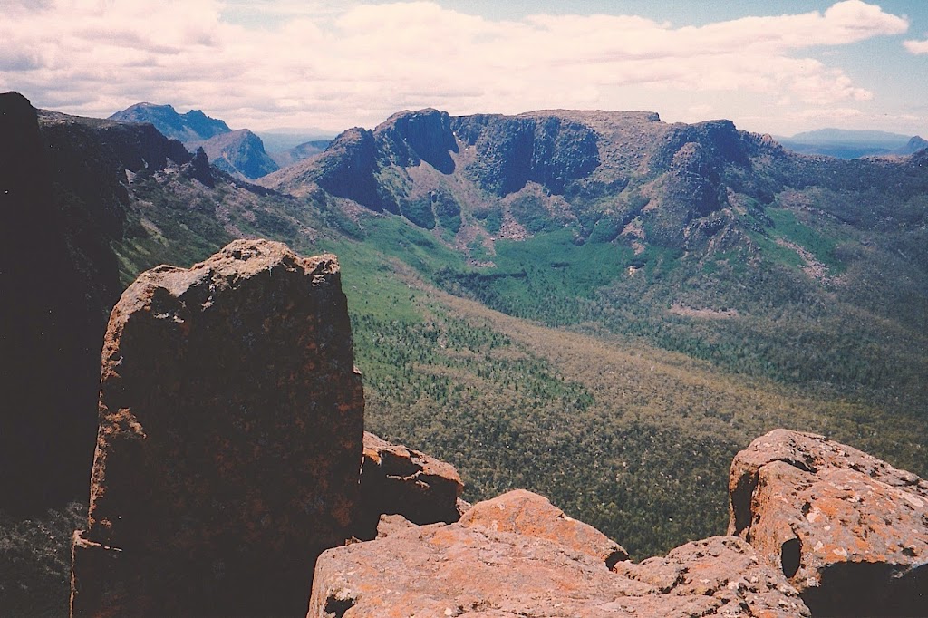 Mount Massif | Cradle Mountain-Lake St Clair National Park, Lake St Clair TAS 7140, Australia | Phone: (03) 6165 4444