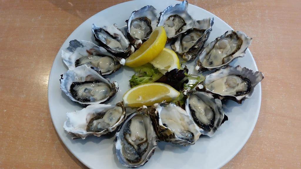 Apollo Bay Seafood Cafe | 119 Great Ocean Rd, Apollo Bay VIC 3233, Australia | Phone: (03) 5237 6008