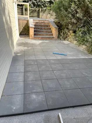 Landscaper Warren Jones | 50 Soldiers Point Dr, Norah Head NSW 2263, Australia | Phone: 0408 204 604