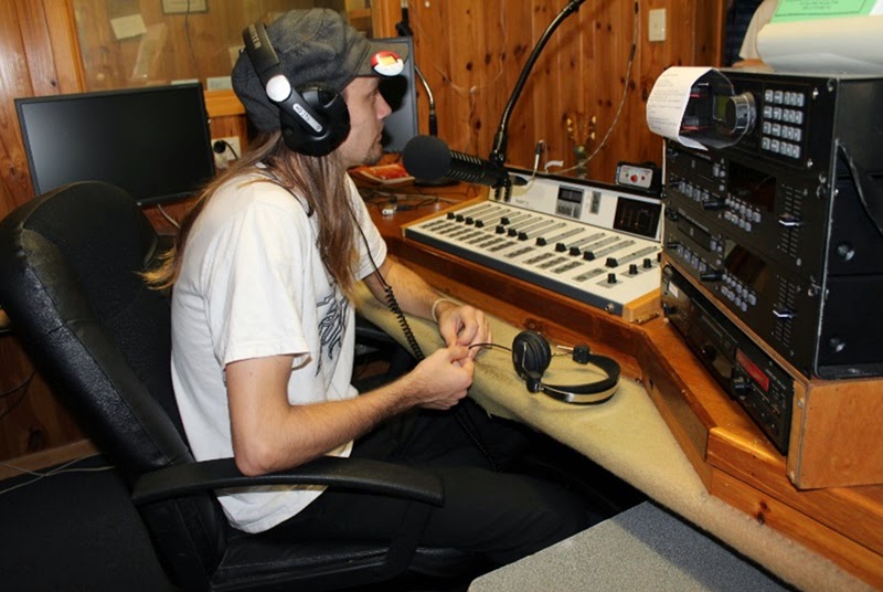 Radio 4NAG | 78 John St, Yeppoon QLD 4703, Australia | Phone: (07) 4939 8211