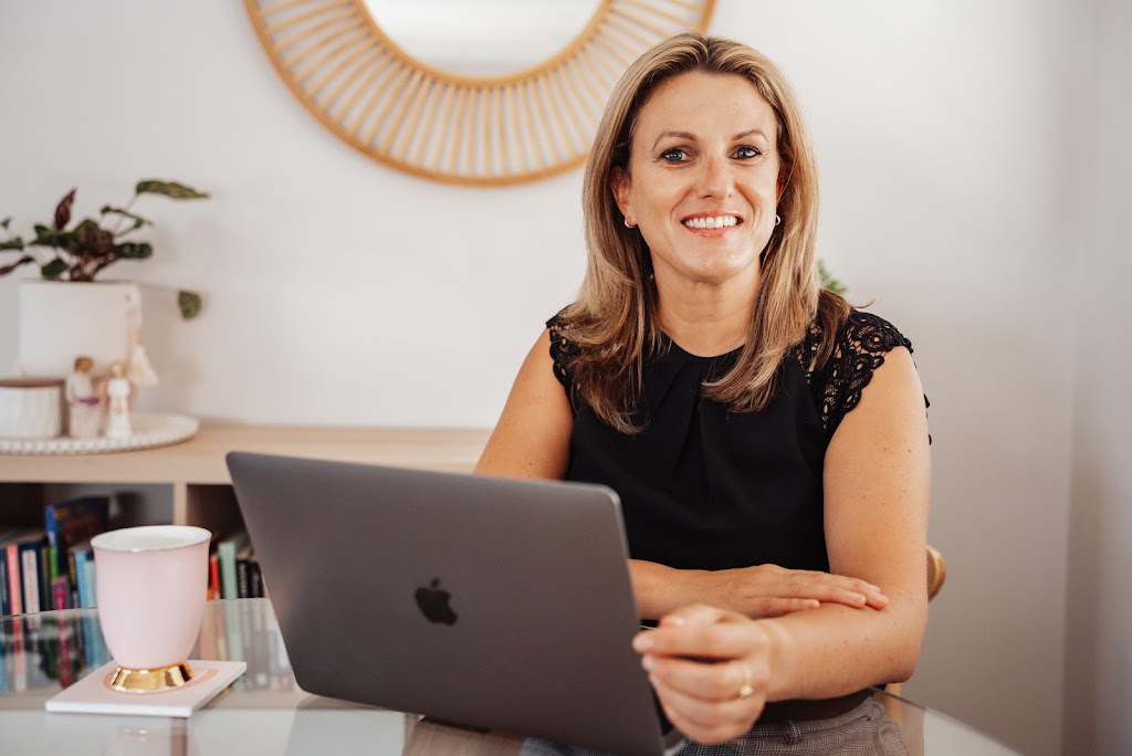 Revive Inner Healing- Self Directed Healing with Nicolette Lamb | 21a Isabella Parade, Forster NSW 2428, Australia | Phone: 0403 246 030